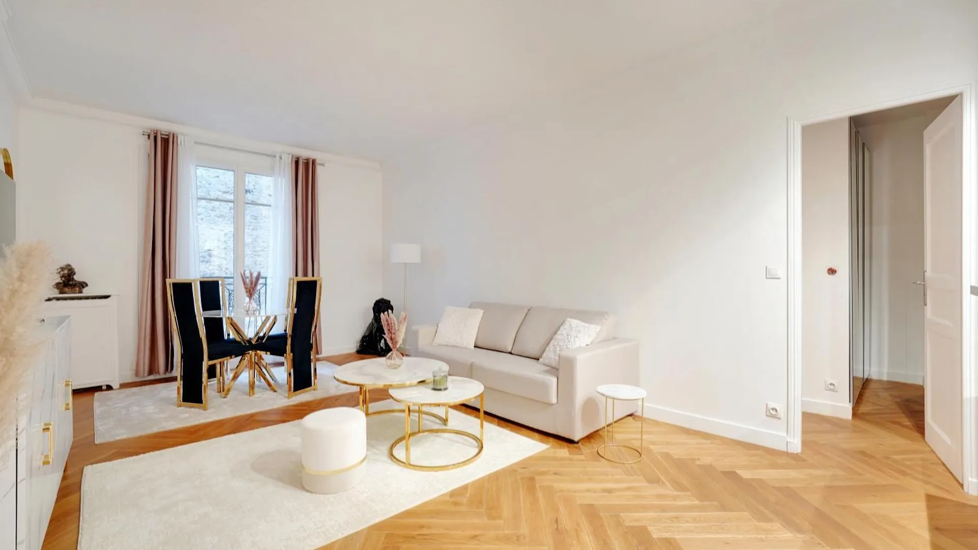 Apartment Prestigieux 2 Pieces Champs-Elysees George V Paris France