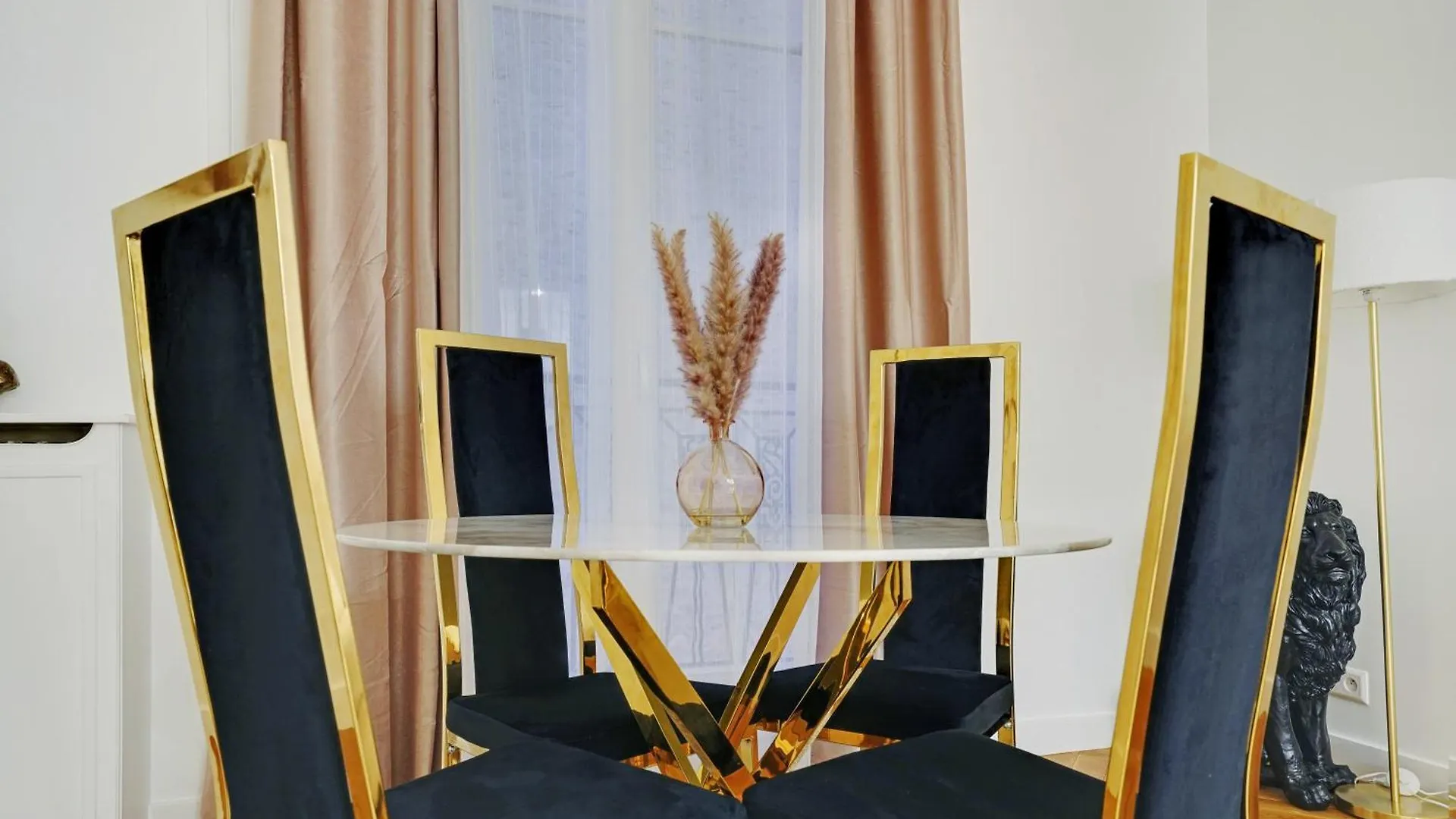Apartment Prestigieux 2 Pieces Champs-Elysees George V Paris